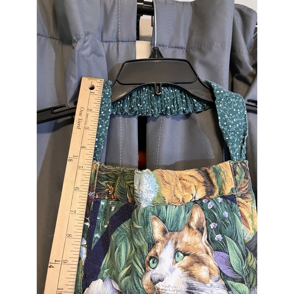 Vintage Cotton Smock Apron  Homemade Cat Lion Elephant Giraffe Tie Back